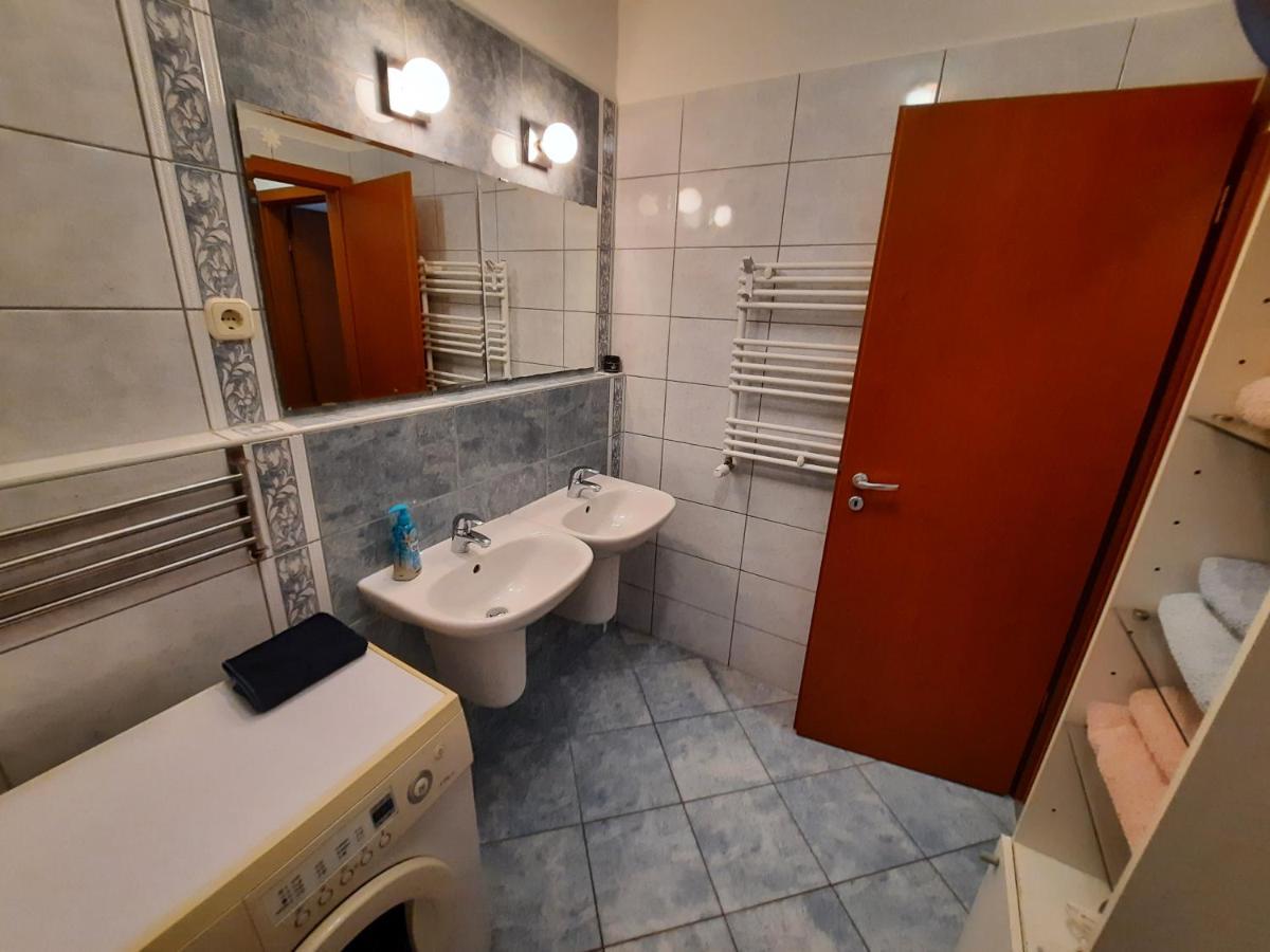 Sunny Apartman Siofok Ngoại thất bức ảnh